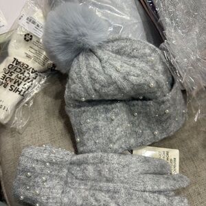 Elegant Gray Pearl-Embellished Beanie and Gloves